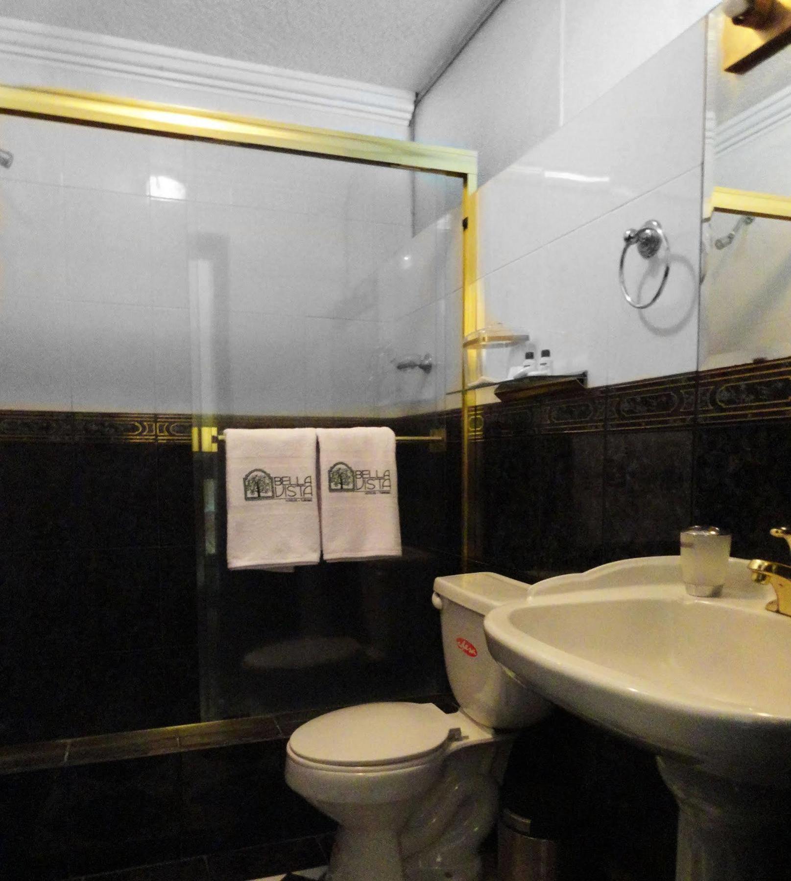 Hotel Suites Gonzalez Suarez 키토 외부 사진