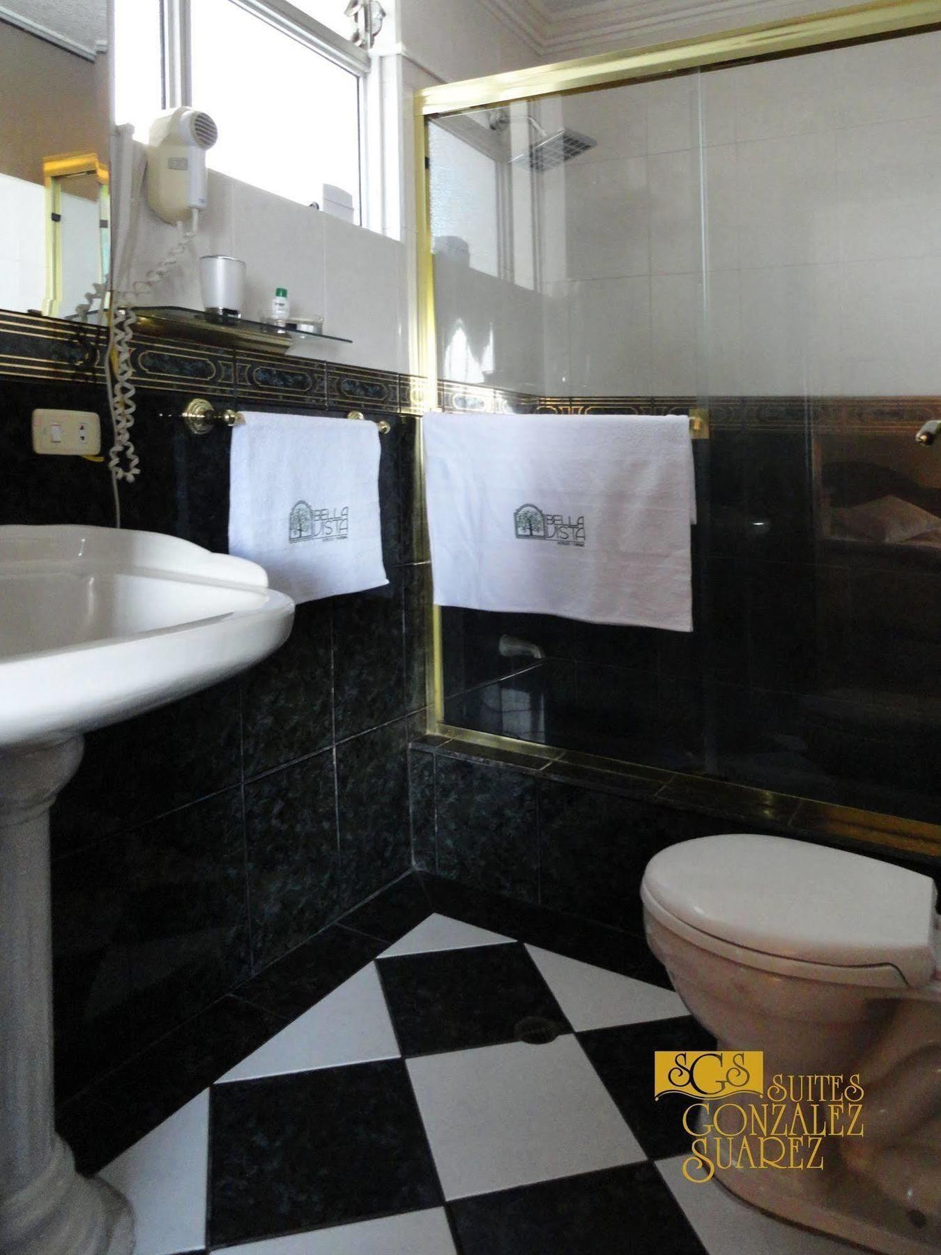 Hotel Suites Gonzalez Suarez 키토 외부 사진
